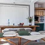 Holiday home Olive House *