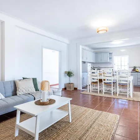 Olive House Semesterbostad