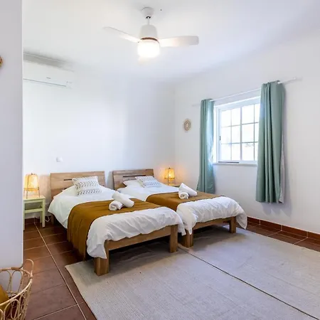 別荘 Olive House *