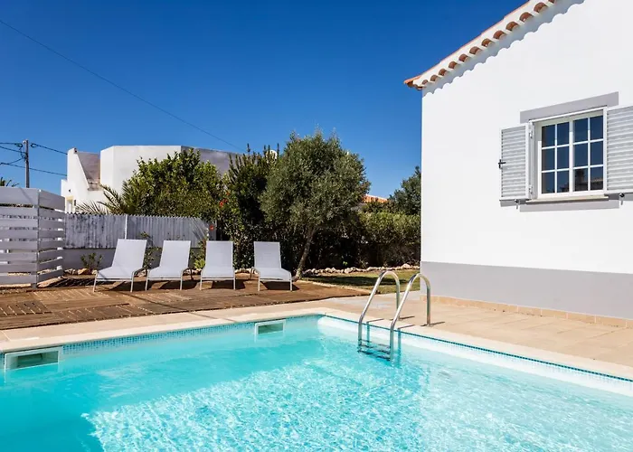 Olive House Dom wakacyjny *